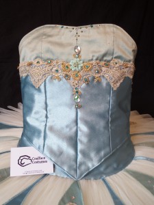 T16/02-bodice decoration